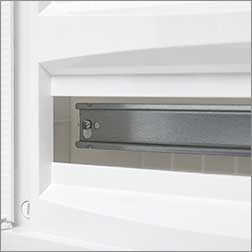 корпус навесной EKF PROxima ux-4x18-nw Unix - DIN-рейки в комплекте