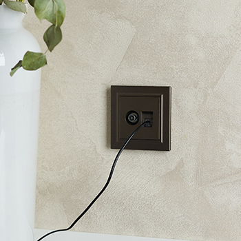 электроустановочные изделия IEK Brite - пример установки