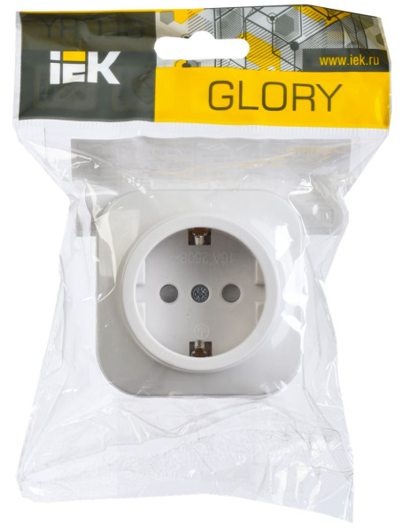 Глори белый розетка открытая 1-мест заземление шторки IP20 