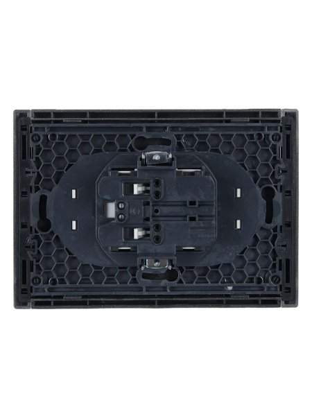 Фортепиано сталь розетка скрытая 2-мест шторки быстрозажим. клем. IP20 